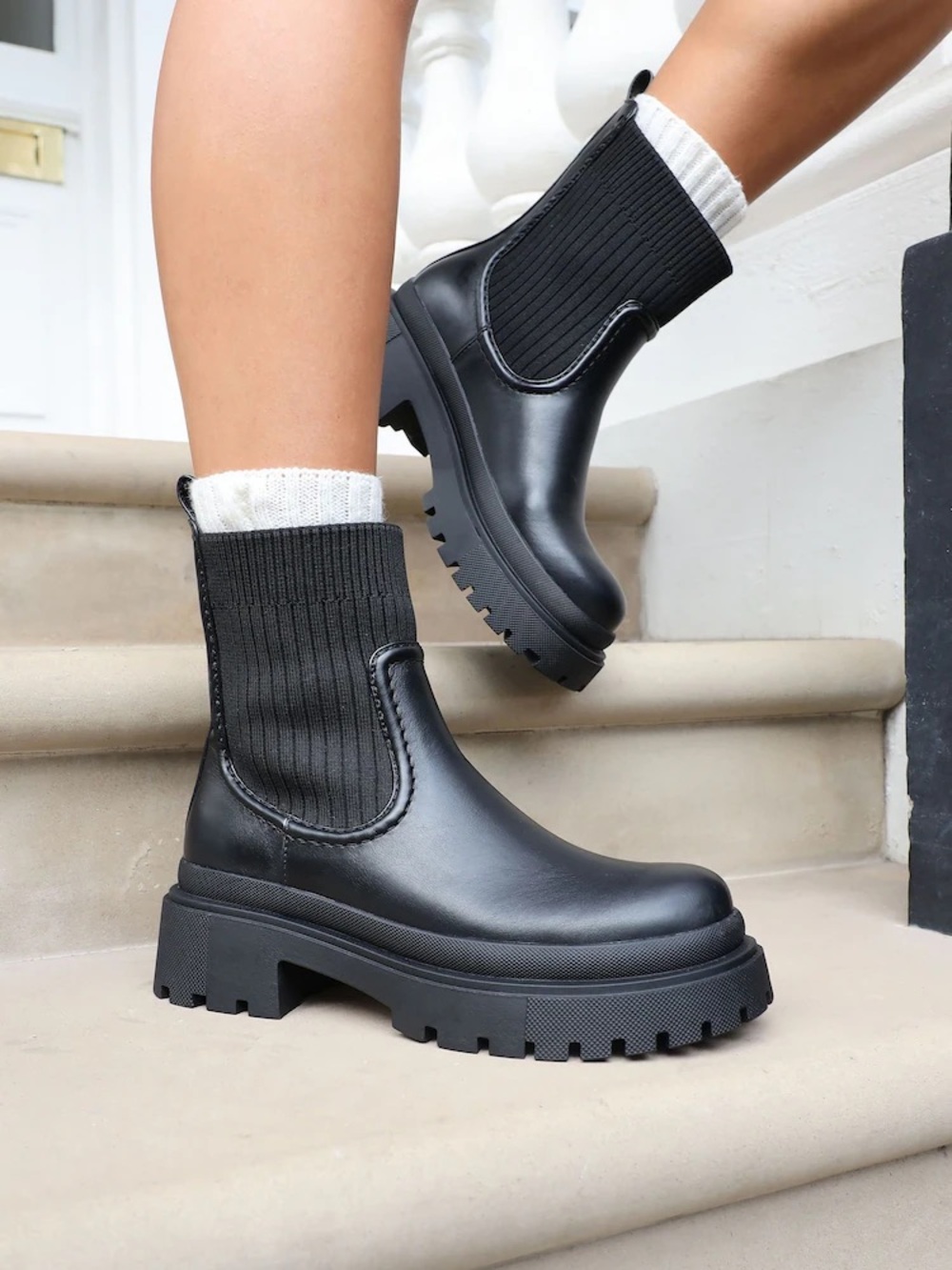 Zara Black Chunky Chelsea Lug Sole Boots
